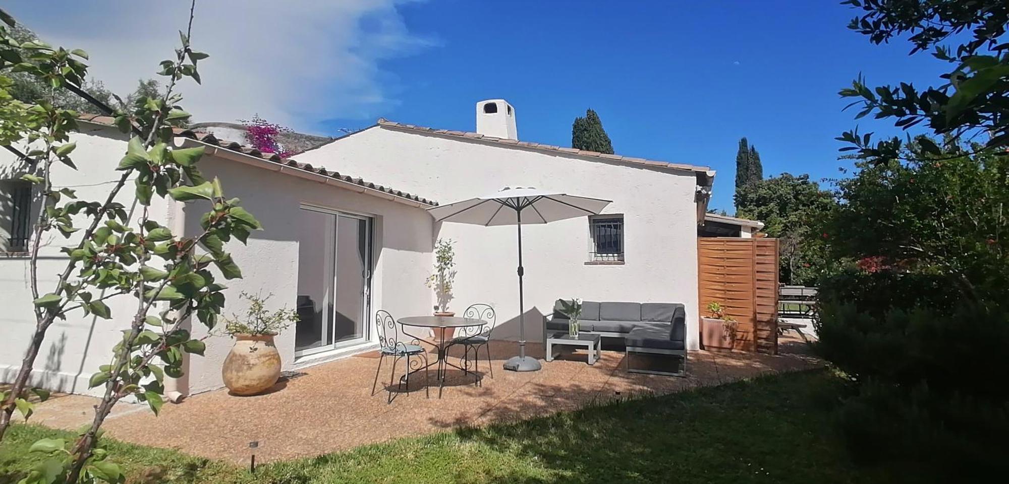 Chambre Bed And Breakfast Dans La Villa Cypra Antibes Exterior foto